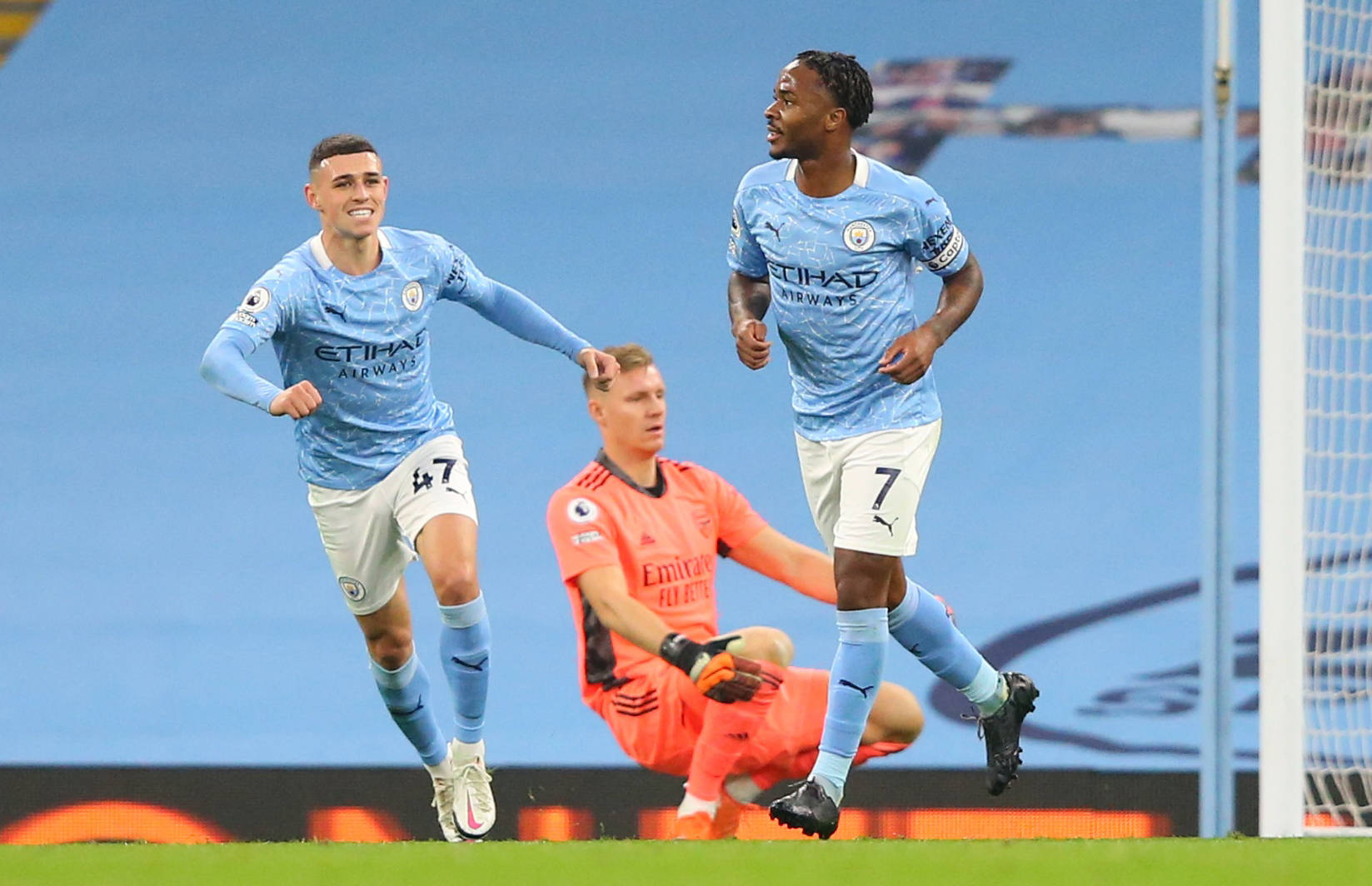 員坐鎮中場 員坐鎮中場